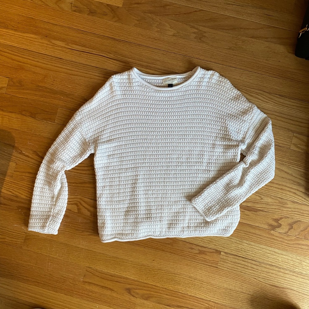 Target - Universal Thread white sweater